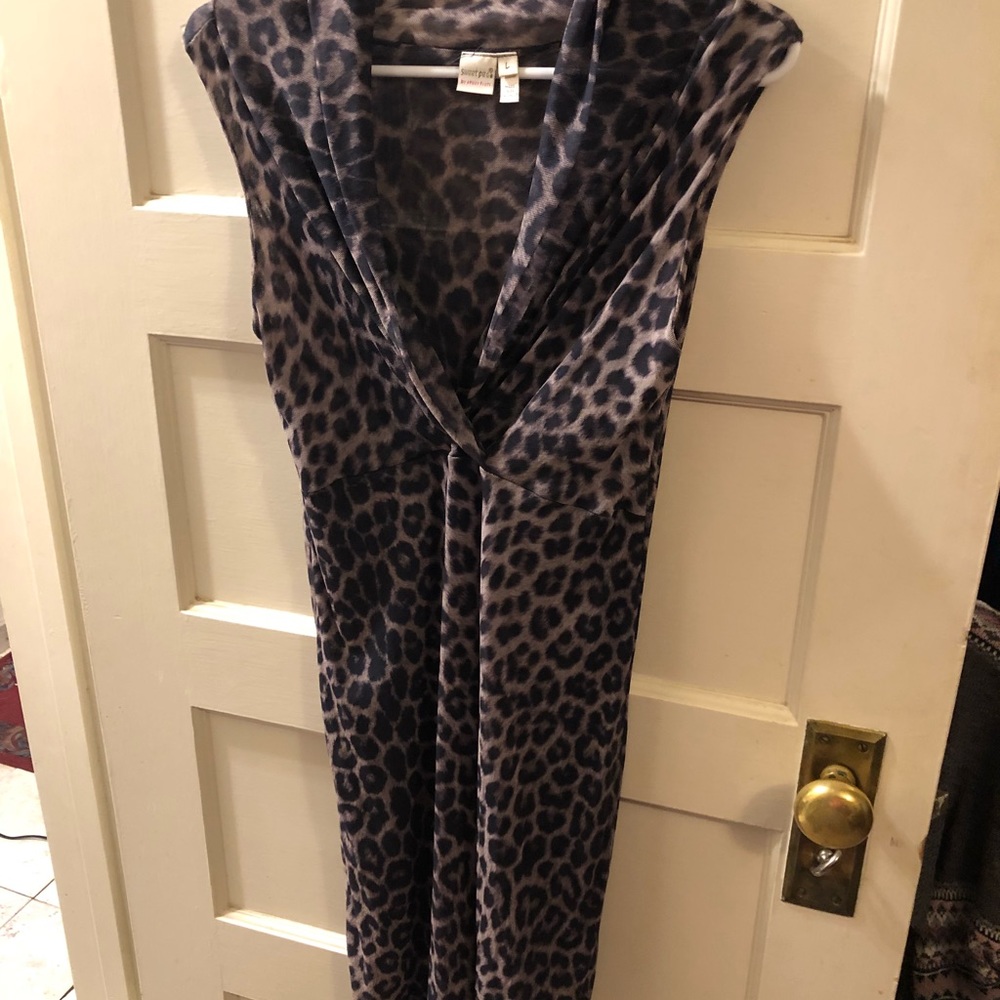 Sweet pea brand Leopard print dress.